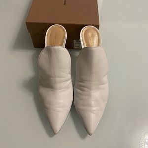 Gianvito Rossi white leather mule heals!